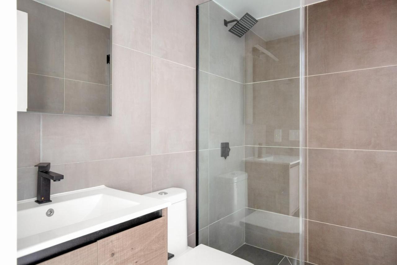 Tasteful Cobble Hill 3br W Wd Nr Tj Nyc-755 *